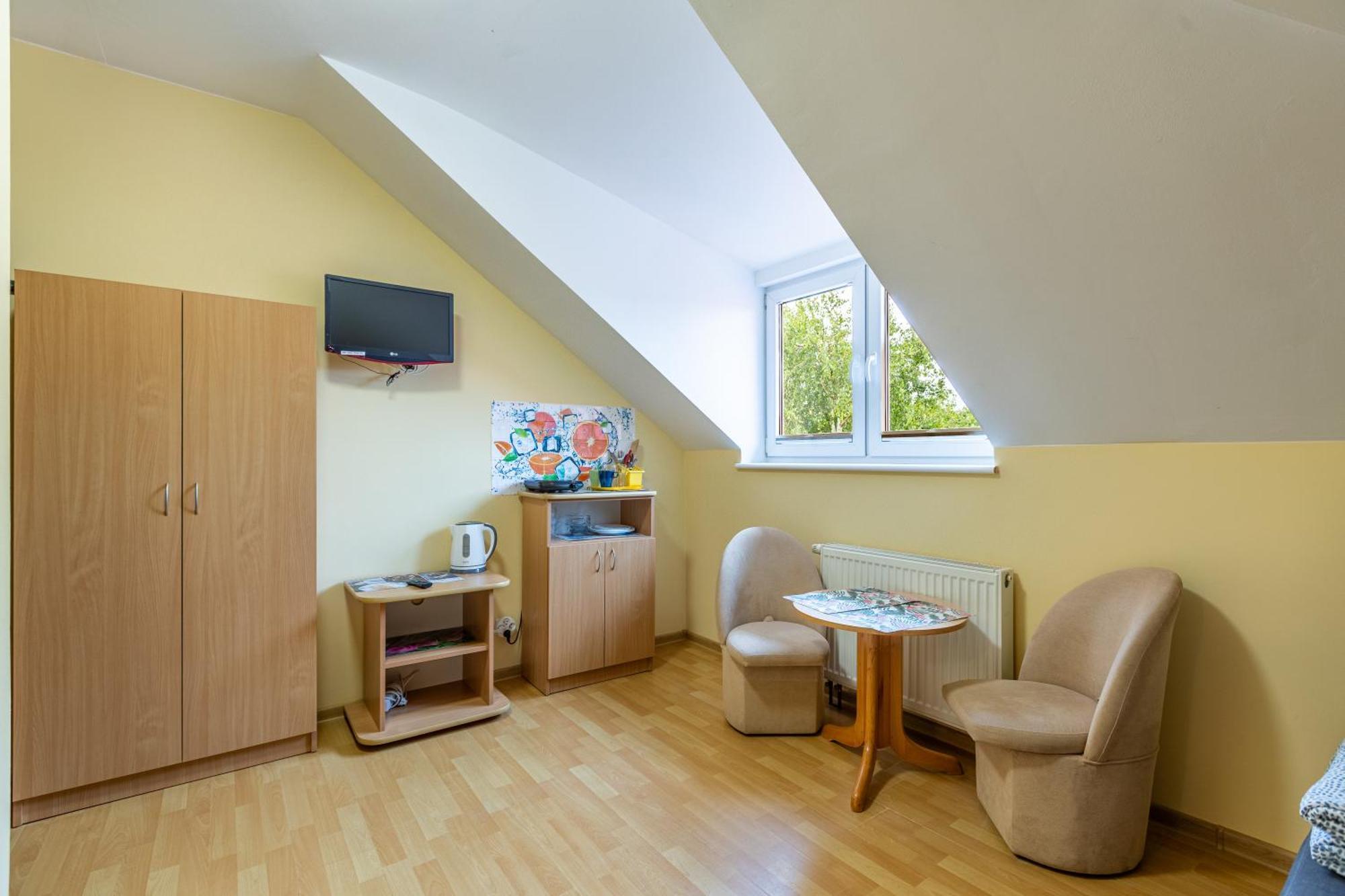 Pokoje Goscinne Panda Karwia Exterior foto