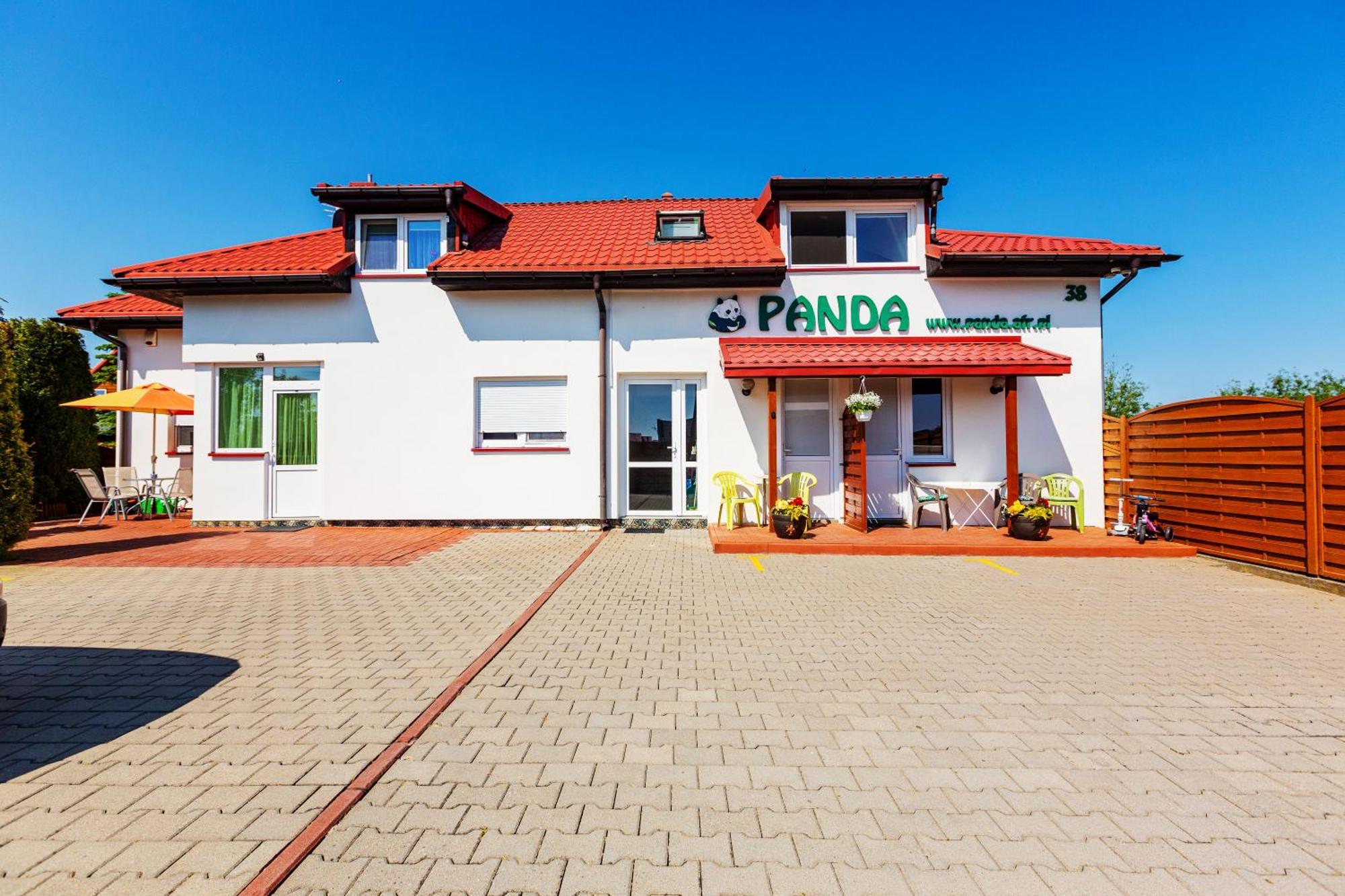 Pokoje Goscinne Panda Karwia Exterior foto